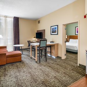One-Bedroom Suite Two Queen Beds